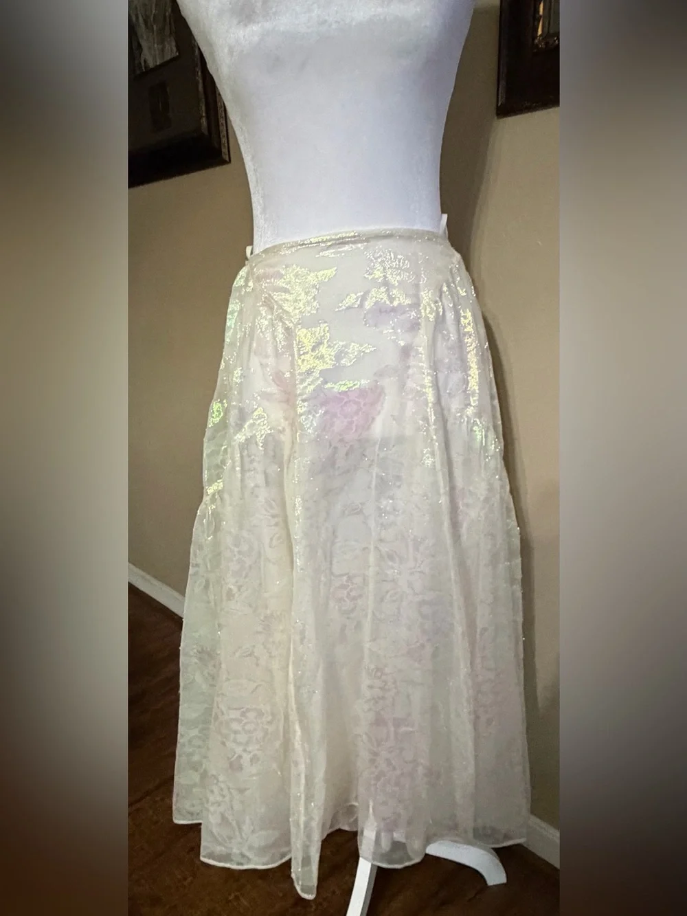 NWT Tory Burch Gretchen Skirt Ivory Iridescent Floral Midi Size 4 NWT $995